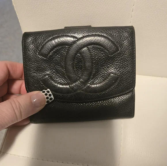 Chanel Caviar Leather Wallet - Picture 9 of 16